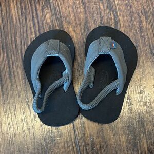 NWOT- Kids Rainbow Flip Flops